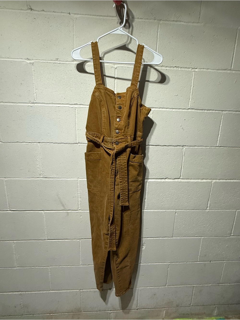 Universal Thread Tan denium Women's Overalls with Tie Belt
